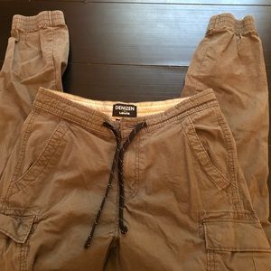 Levi’s Denizens Men’s Cargo Joggers W30